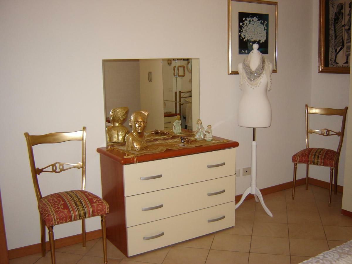 Casa Del Sole Appartamento N° 2 White And Gold Room Gavardo Exteriér fotografie