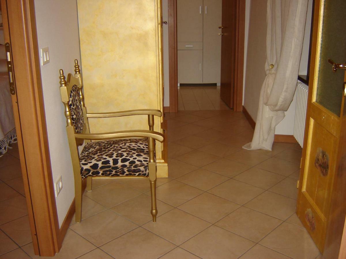Casa Del Sole Appartamento N° 2 White And Gold Room Gavardo Exteriér fotografie
