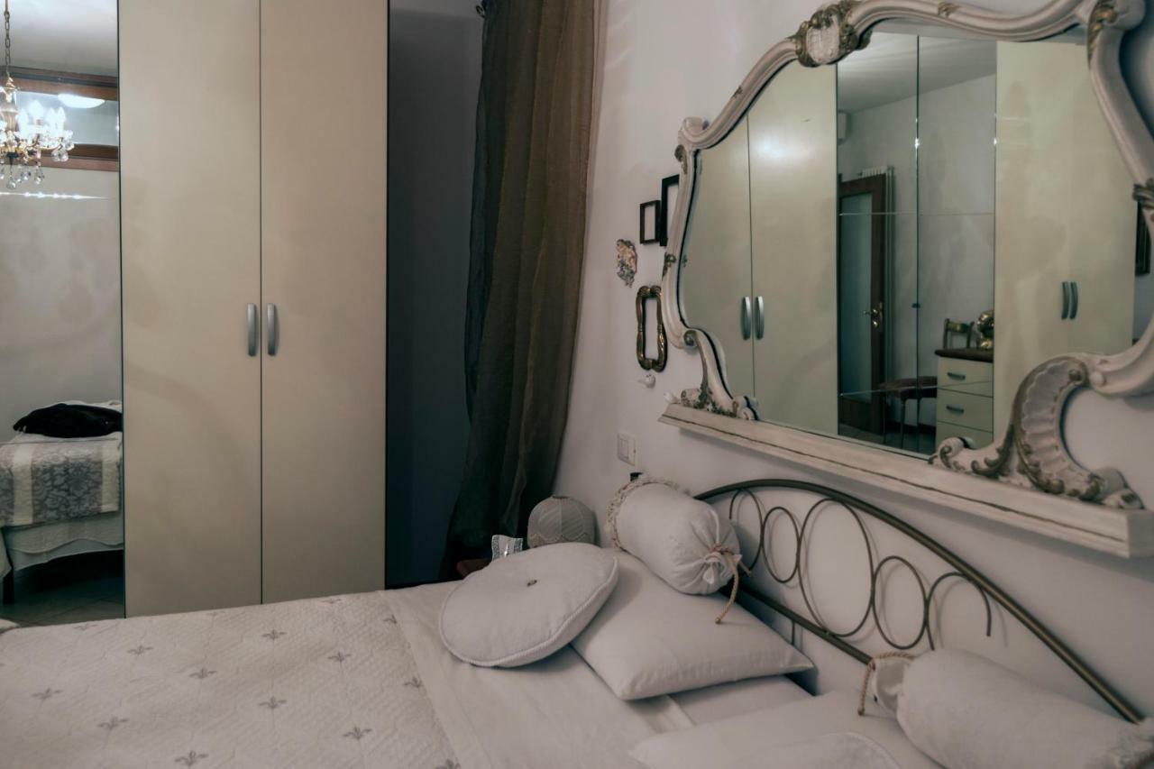 Casa Del Sole Appartamento N° 2 White And Gold Room Gavardo Exteriér fotografie